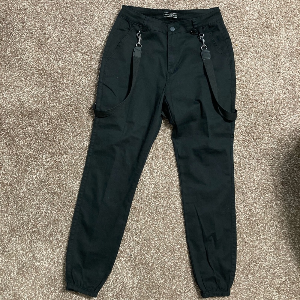 !NWOT! High Waisted Jogger Overalls